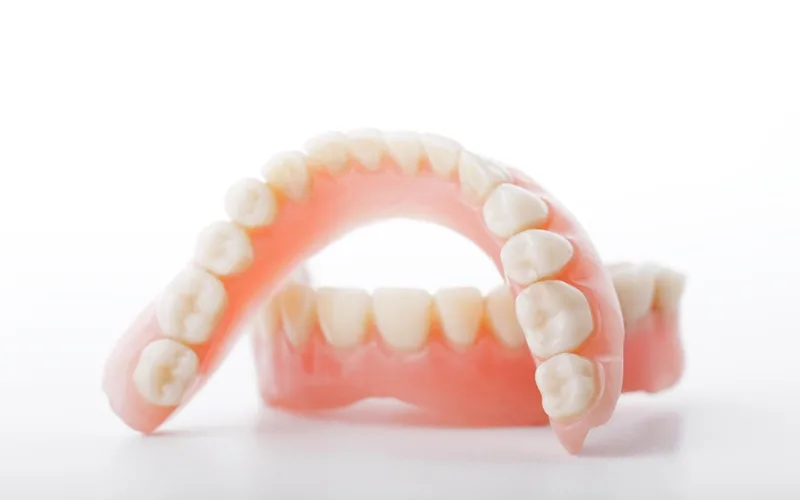 denture cleaning